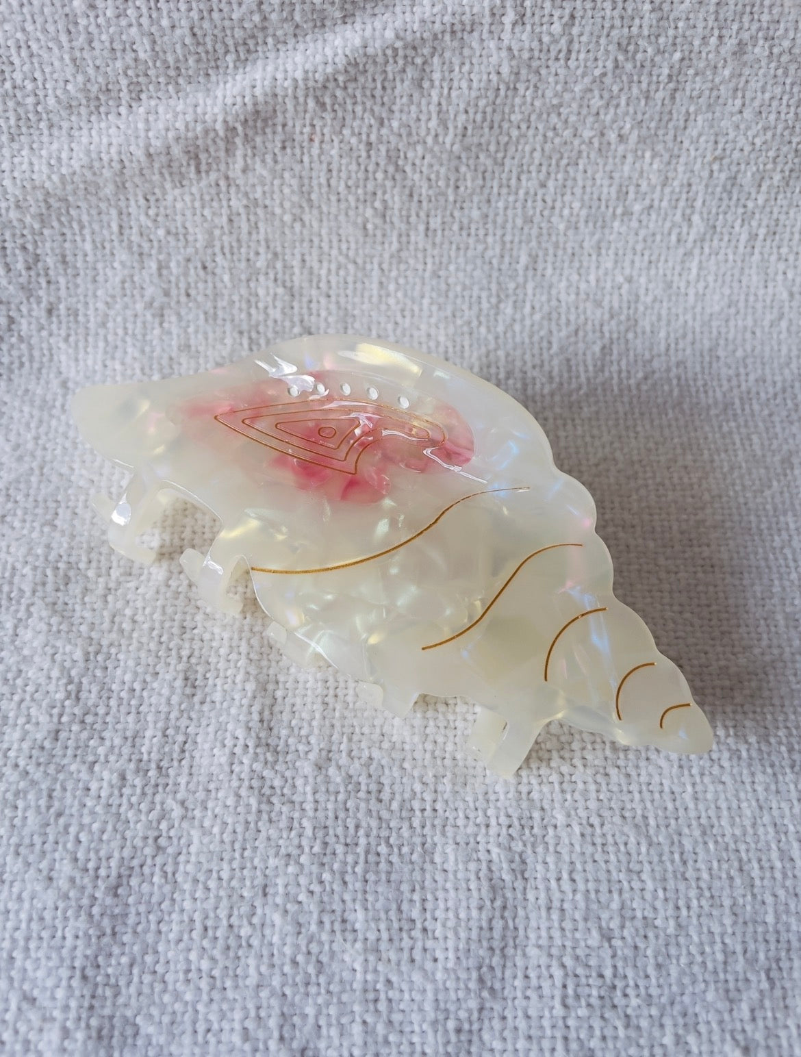 Spiral seashell hair claw clip conch shell coastal accessory Australia
